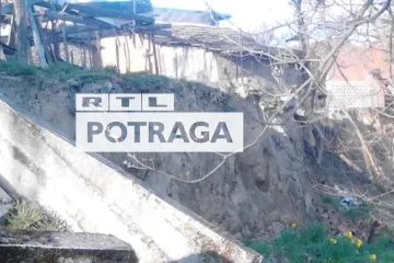 Odron koji im guta dvorišta stigao je do samih kuća! Potraga donosi priču o životu usred jednog od najvećih klizišta u zemlji