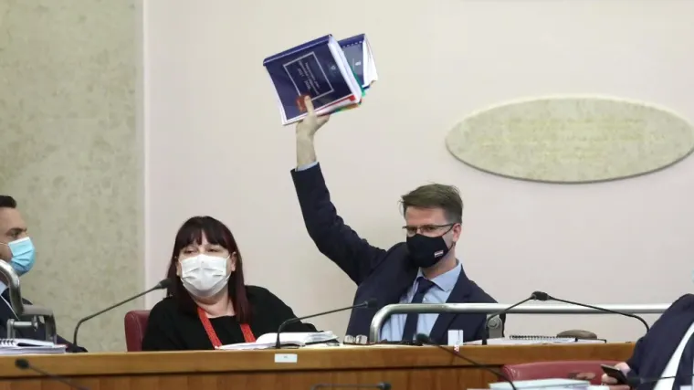 Fokus Milanovićevih kritika ovaj put bio je Vladin Nacionalni plan oporavka: 'Ovo je potpuno netransparentno i ne znam uopće &scaron;to se skriva'