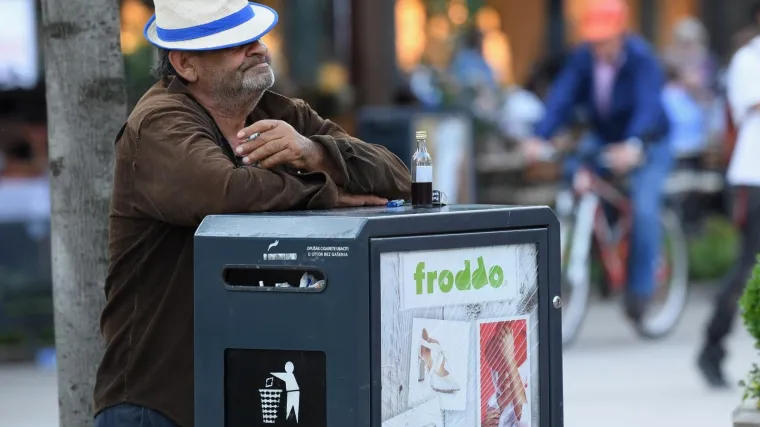 'Daj jednu putnu': U Hrvatskoj prodaja alkohola ru&scaron;i sve rekorde! Najtraženiji su 'unučići'