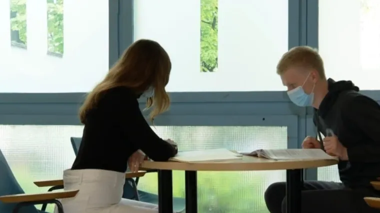 Neki bi maturanti mogli ispa&scaron;tati: &Scaron;to je s onima koji će, za vrijeme ispita mature, biti Covid-pozitivni?