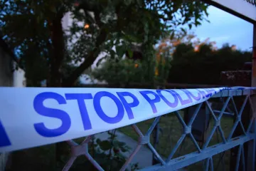 U tijeku je izvlačenje vozila na obalu