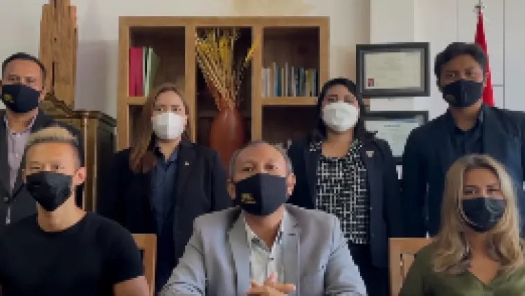 Samo su se &scaron;alili: Zbog lažne maske prijeti im deportacija s Balija