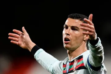 Želi ogromnu odštetu za duševnu bol