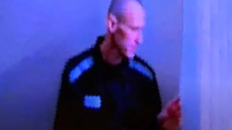 Nakon &scaron;trajka glađu od 24 dana, Navaljni se pojavio obrijane glave: 'Ja sam jezivi kostur'