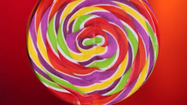 Austrijanci djeci daju covid-19 testove u obliku lizalica