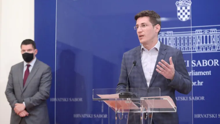 Iz Kluba Mosta tvrde: 'Hitno smijeniti veleposlanika Bi&scaron;čevića'