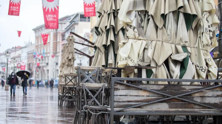 Ukida se najstroži režim u Hrvatskoj: Primorsko-goranska županija vraća se na nacionalne mjere