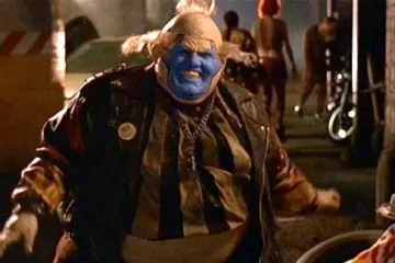 JELI SU SVINJSKA CRIJEVA I GACALI PO IZMETU: 15 najodvratnijih stvari koje su glumci radili na snimanju kultnih filmova