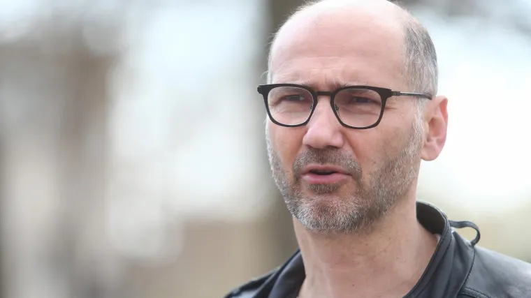 'Čista laž, udarac ispod pojasa. Izabrao bih ga za kuma i drugi put'