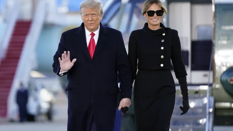 Donald Trump vratio se na Internet! Sad ima blog, na dru&scaron;tvenim mrežama su ga 'razapeli'