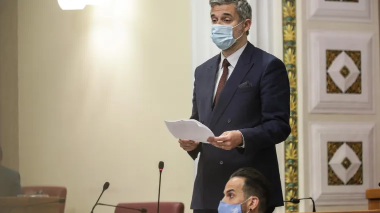 Raspudić pozvao Pupovca: 'Očekujem od vas da u Saboru pokrenete inicijativu za smjenu ministra policije Božinovića'