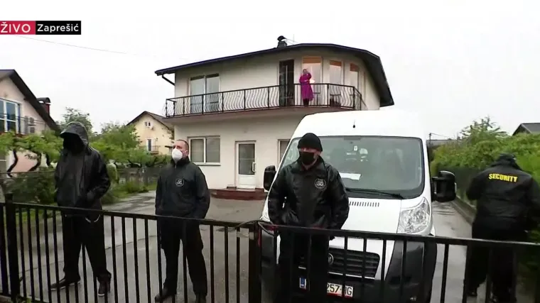 Dramatična deložacija traje već 48 sati. Sin ne može u kuću u kojoj je njegova majka okružena za&scaron;titarima