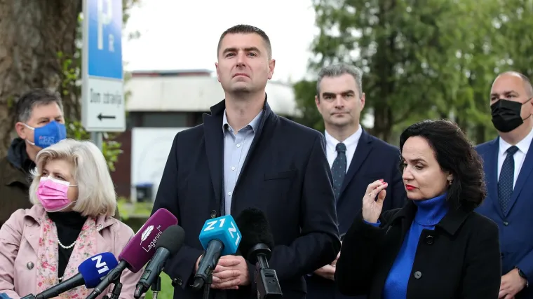 Filipović: 'Za obnovu je bitna struka, a ne demagogija Toma&scaron;evića ili &Scaron;korino lažno domoljublje'