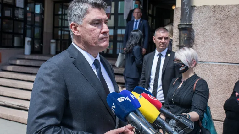 Milanović Plenkoviću: 'Rije&scaron;i i usta&scaron;ke stvari, rije&scaron;i i četničke stvari! Miči nam to! Danas je Dan pobjede!'