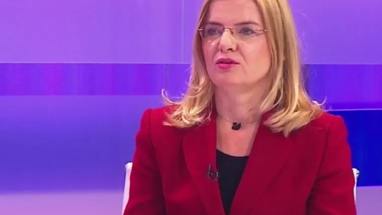 'Ovo &scaron;to se sad događa je zahtjev da se uključim aktivno u politiku'