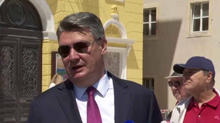 Kampanja za izbore u punom je jeku, nakon premijera i ministri su na turneji, ali i predsjednik