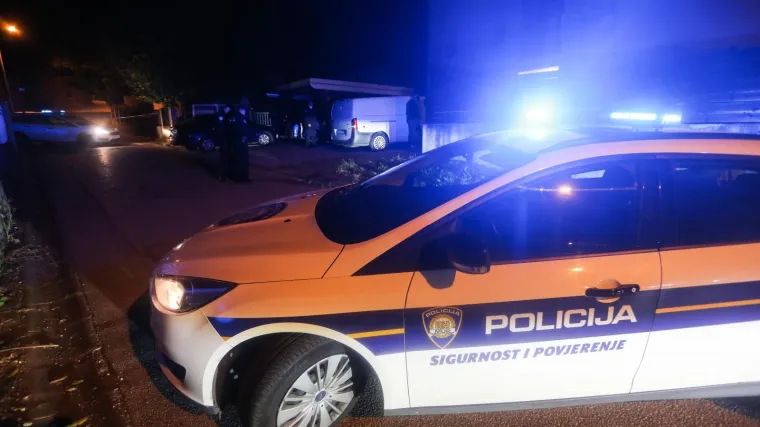 Dvije osobe su poginule, zatvoren je jedan dio ceste za promet