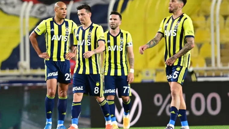 Vidin Be&scaron;ikta&scaron; sve prosuo, Fenerbahče je gubitnik godine