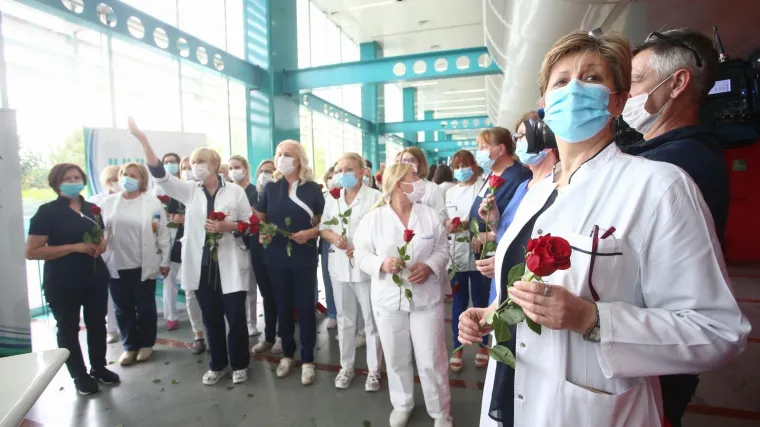 Heroine su pandemije, nedostaje ih čak 4000, a država smanjuje upisne kvote: 'Te&scaron;ko je svaki dan gledati smrti u oči'