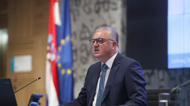 Horvat: 'Ne razmi&scaron;ljamo o bilo kakvoj privatizaciji ili prodaji Podravke ili Croatia Airlinesa'