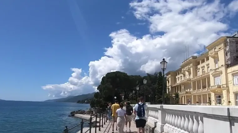 U Hrvatskoj se trenutno odmara 44 tisuće turista. Evo gdje ih je najvi&scaron;e i kakav ih smje&scaron;taj zanima