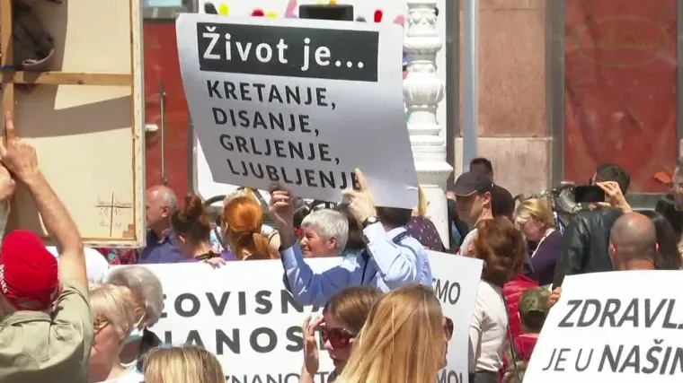 Do lipnja nema ublažavanja mjera, zbog toga raste i nezadovoljstvo. U &scaron;est gradova prosvjedi!