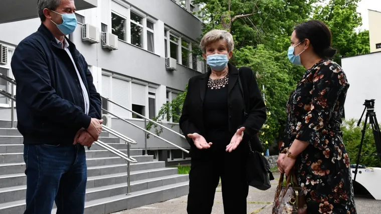 'Pripadam rizičnijoj skupini, ali čekala sam red da cjepivo dobiju potrebitiji'