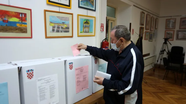 Ovo su kandidati koji su dobili mizeran broj glasova: Htjeli su biti gradonačelnici, a za neke je glasalo tek 15 ljudi!