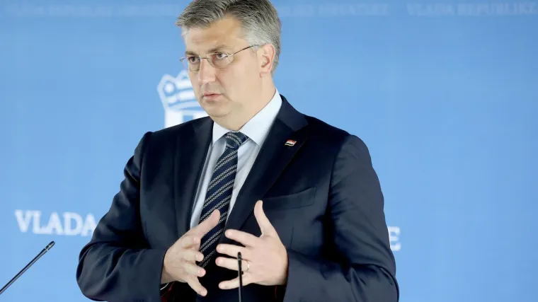 Aladrović najavio da će zabrana rada nedjeljom biti regulirana do kraja godine, Plenković: 'Načelno će biti zabranjen'