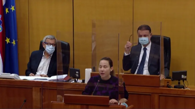 'Ako imate vremena za goli&scaron;ave fotke, imate i za raspored': Selak Raspudić 'spustila' Jandrokoviću