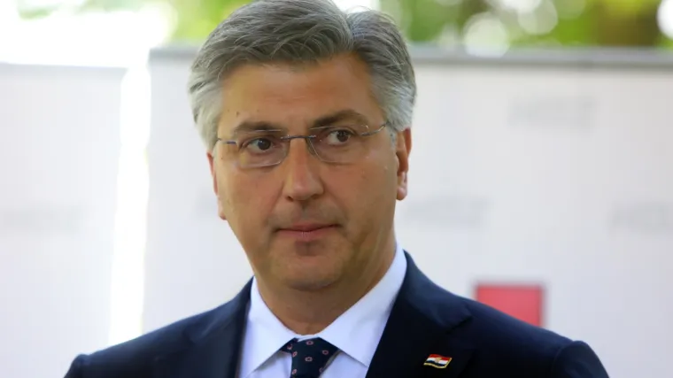 Plenković ponovno proziva Milanovića: 'U kampanji je obi&scaron;ao vi&scaron;e SDP-ovih džepova nego sam ja bio na terenu. Je li to bilo slučajno?'