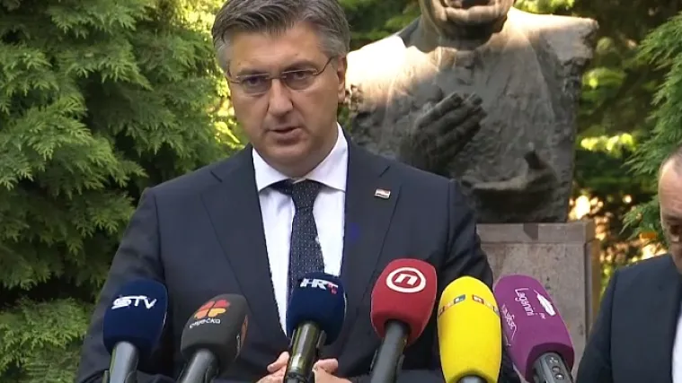 Plenković: 'Jučer je bio rekordni dan u cijepljenju, a danas ćemo biti na 1,149 milijuna ljudi koji su dobili prvu dozu'