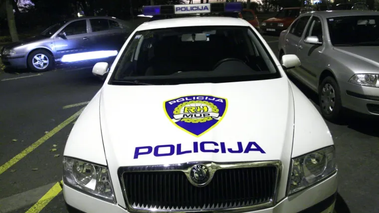 Policija objavila detalje nesreće u kojoj je poginula &scaron;estogodi&scaron;nja djevojčica - stradala pod kotačima traktora