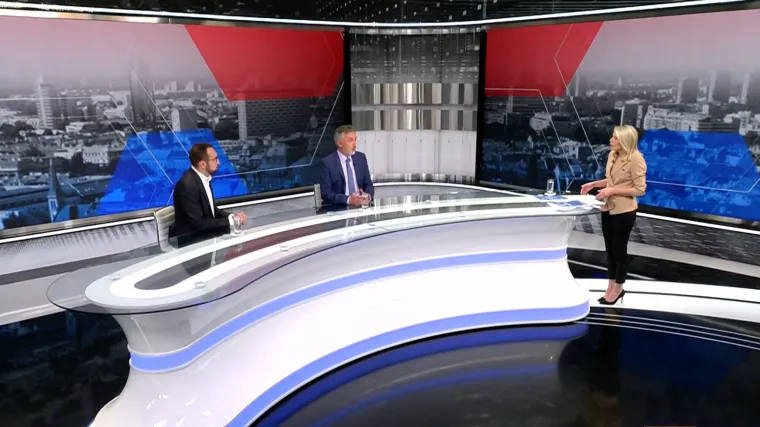 Pogledajte 'best of' RTL-ovog sučeljavanja. &Scaron;koro: Ako je ovo kviz onda sam do&scaron;ao u krivu emisiju. Toma&scaron;ević: Ja znam da vi pojma nemate o gradskim temama