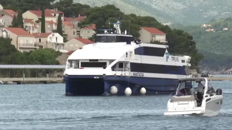 Lastovo prvi put u povijesti dobilo brzu liniju za Dubrovnik: Do sredi&scaron;ta svoje županije putovali su i desetak sati