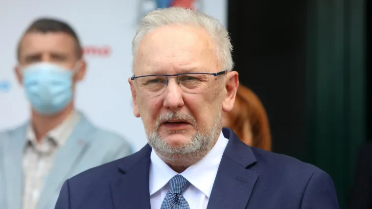 Božinović: 'Vjerujem da će se moći donijeti odluka o popu&scaron;tanju mjera u ponoć s četvrtka na petak'