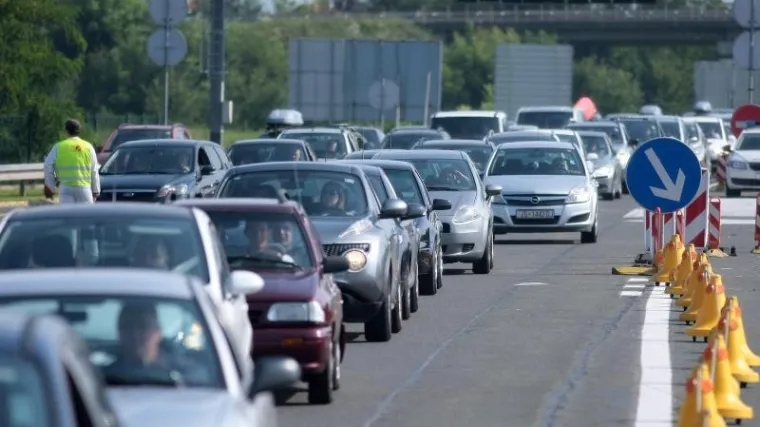 'Caka' je u jednoj riječi: U ugovoru o autoosiguranju krije se stavka koja bi vas mogla skupo ko&scaron;tati!