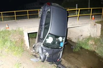 Mladić sletio s mosta u Vrati&scaron;incu i zavr&scaron;io u bolnici