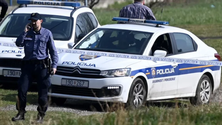 U po&scaron;ti izvr&scaron;eno razbojni&scaron;tvo uz prijetnju o&scaron;trim predmetom