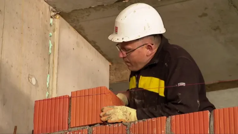 Nezaposlenih je 139 tisuća, a nema dovoljno zidara, kuhara, konobara: 'Neće nijedan pravi kuhar raditi u sezoni za 1000, 1500 eura'