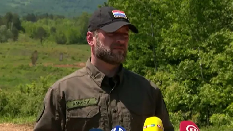 Banožić prekinuo novinara usred pitanja: 'Jeste li vi služili vojni rok?' A nije znao koliko je ministara služilo vojsku