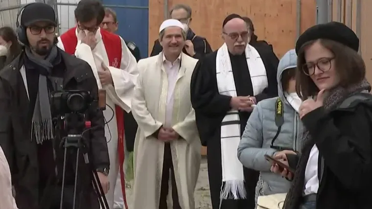 Džamija, crkva i sinagoga &ndash; svi pod jednim krovom. Veliko gradili&scaron;te u jednoj od najvažnijh četvrti svjetske metropole