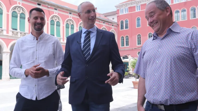 Ivo&scaron;ević: 'Pogrije&scaron;io sam, ispričao se, ne bih to ponovio!' Puljak: 'Ovo &scaron;to HDZ radi je dno dna'