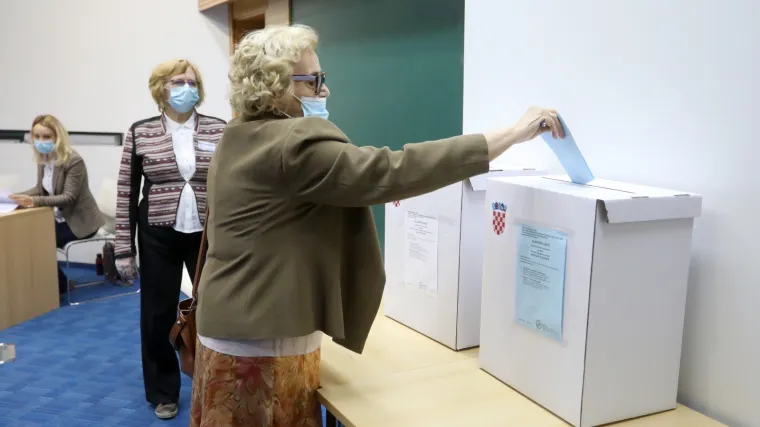 Pripremljena je mobilna aplikacija za kontrolu zapisnika i uvid u glasovanje