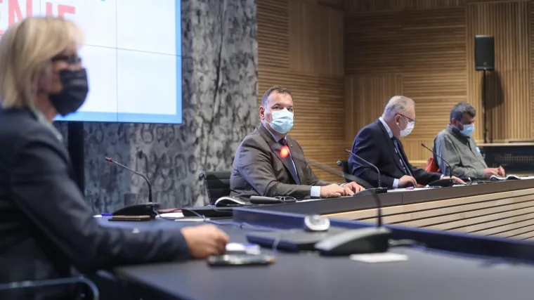 Stožer objavio najnovije podatke: 432 nova slučaja zaraze i osam preminulih osoba