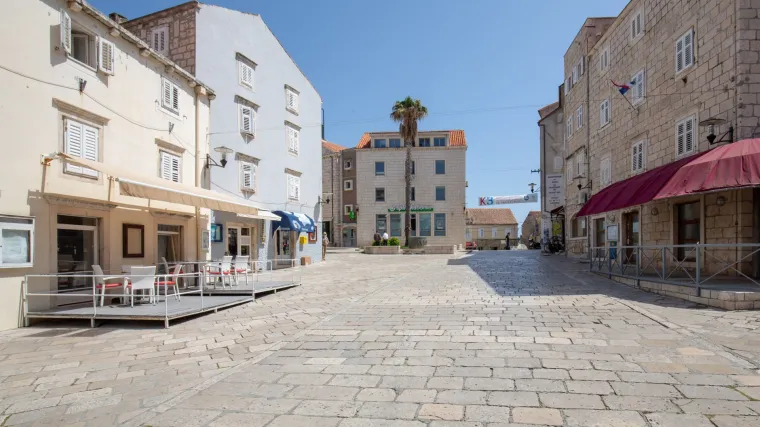 Direkt na Korčuli. Otok je HDZ free, hoće li se HDZ probuditi? 'Ha, čujte...'