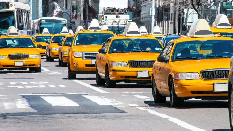 S ulica New Yorka počeli su nestajati žuti taksiji, a pandemija bi ih mogla potpuno iskorijeniti