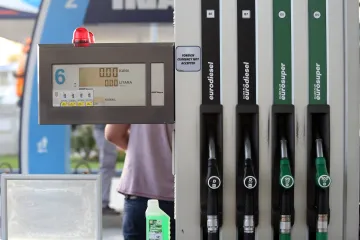Važna informacija za vozače: Od ponoći vas na benzinskim crpkama čekaju nove cijene goriva