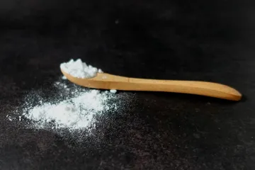 Soda bikarbona za čišćenje pećnice