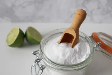 Soda bikarbona za čišćenje kamenca